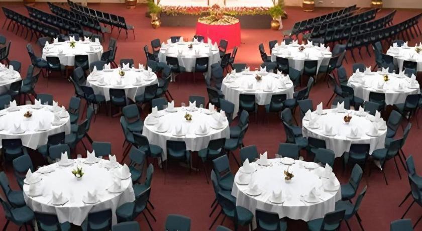 Hotel Ruposhi Bangla Dhaka Bagian luar foto